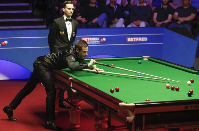 的首座奖杯 的首座奖杯