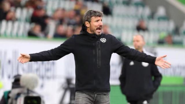 足球联赛的 足球联赛的